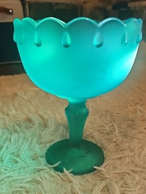 Indiana Glass Teal Scalloped Glass Pedestal Compote